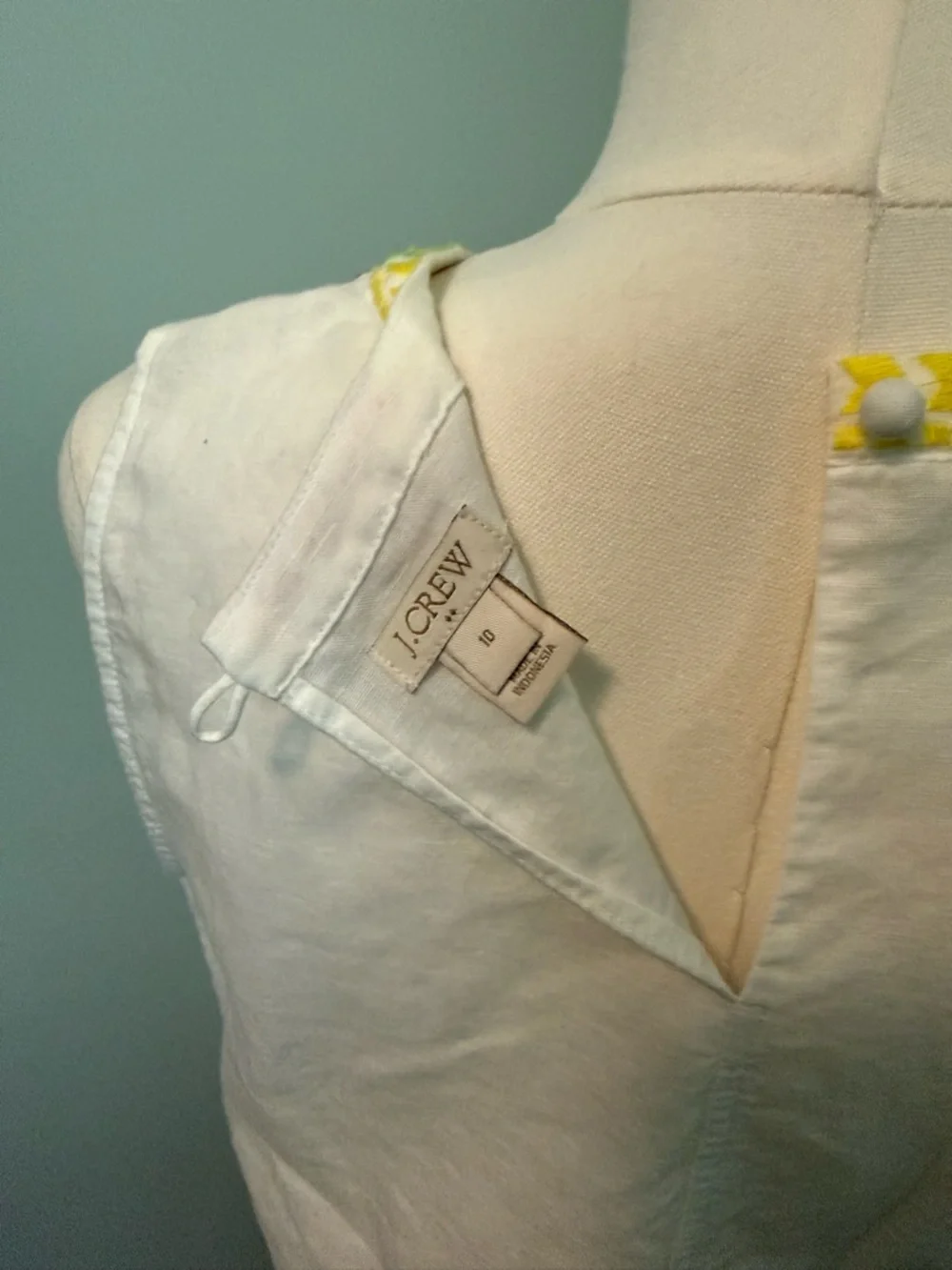 J.Crew Floral Embroidered Sleeveless Linen Cotton‎ Top White Boho Summer Size 10